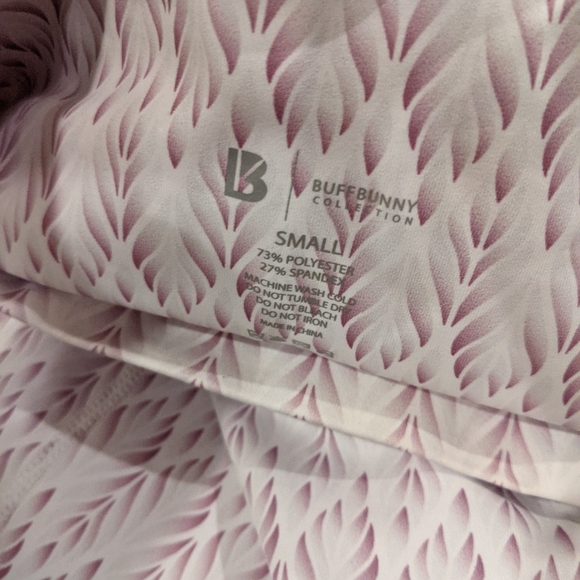 BuffBunny Leggings - Picture 3 of 5